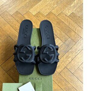 Gucci Women's Black Marmont Rubber Slides - Size 8